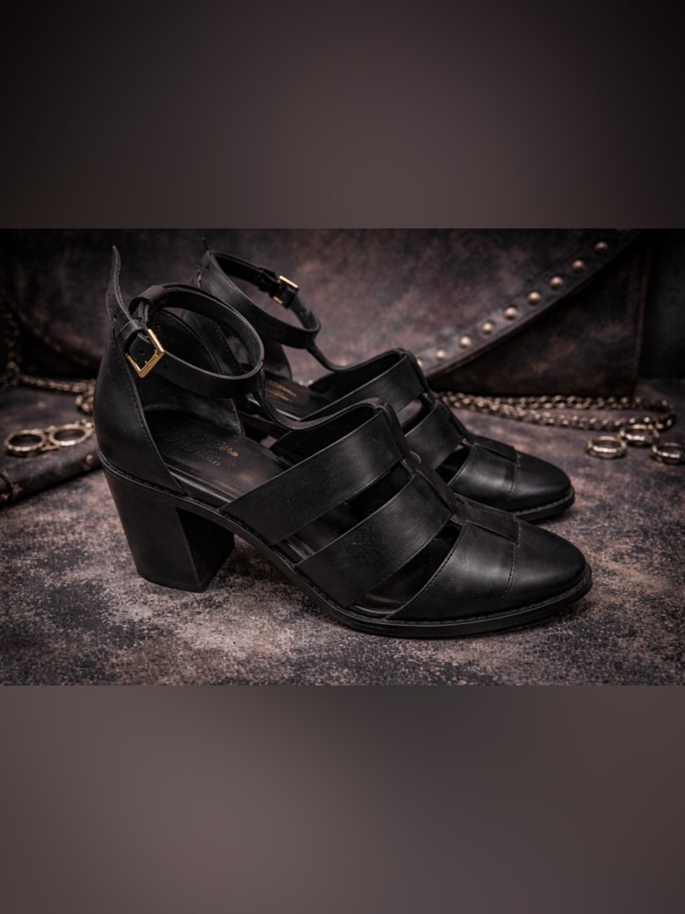 Seychelles stay ready Black Strappy Block Heel Sandals size 8 EUC